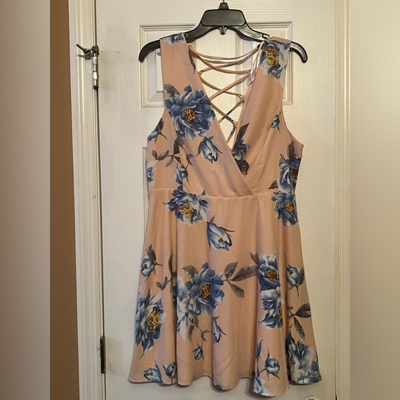 Lulus Floral Dress size XL - Picture 6 of 8